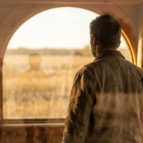 Figura em tons quentes com camada sepia